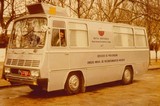 <div class=lightGallery-captions><p>Furgoneta usada en los inicios de nuestro Hospital para transportar pacientes</p><p></p><h4>Material cedido por 007 - MUTUA MONTAÑESA</h4><span>1975</span></div>