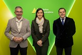 <div class=lightGallery-captions><p>Nuestro Director Gerente Alberto Martínez, junto con la alcaldesa de Santander, Gema Igual y con el Presidente de la Autoridad Portuaria César Diaz. </p><p></p><h4>Material cedido por 007 - MUTUA MONTAÑESA</h4><span>2025</span></div>