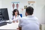 <div class=lightGallery-captions><p>Imagen de consulta de medicina asistencial</p><p>Nuestro personal del servicio de medicina asistencial está en consulta con un paciente</p><h4>Material cedido por 072 - SOLIMAT</h4><span>29/08/2023</span></div>