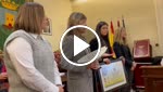 <div class=lightGallery-captions><p>Video de agradecimiento en la entrega del XV Premio Talavera en Igualdad Empresa</p><p>La Directora de Dirección de Personas, Alicia Pérez, agradece el premio y expone el trabajo desarrollado en este ámbito en la entidad.</p><h4>Material cedido por 072 - SOLIMAT</h4><span>14/12/2023</span></div>