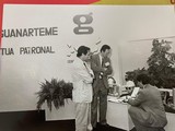 <div class=lightGallery-captions><p>Jose Luís Martín, director de Mutua Guanarteme, Tenerife. Jose Luís Esteva, responsable compañías, Canarias. Miguel Juan Moro, responsable de Prevención</p><p>Foto de inicio actividades preventivas</p><h4>Material cedido por 183 - MUTUA BALEAR</h4><span>1990</span></div>